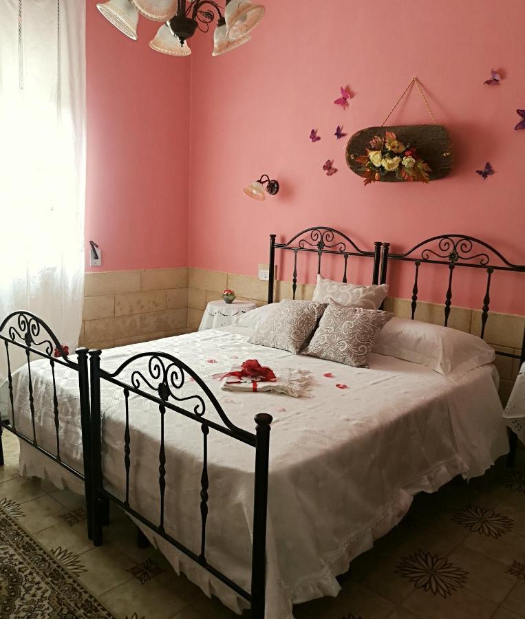 La Casina Di Vanni - Casa Vacanza Nel Cuore Del Salento Arnesano Exterior photo